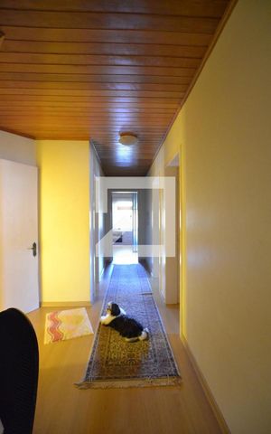 Casa à venda com 287m², 4 quartos e 2 vagasCorredo da área Intima
