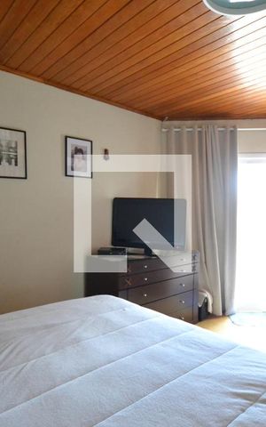 Casa à venda com 287m², 4 quartos e 2 vagasQuarto 3