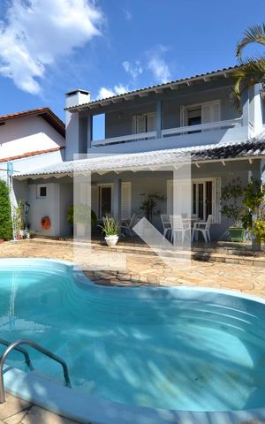 Casa à venda com 287m², 4 quartos e 2 vagasÁrea de Lazer