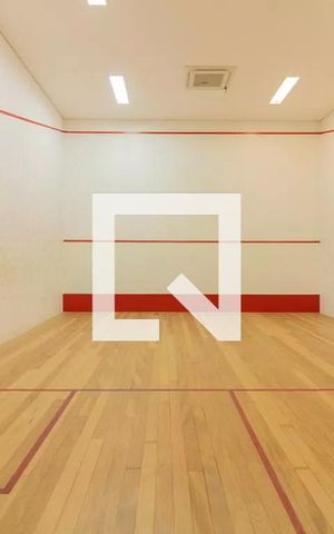 Apartamento para alugar com 64m², 1 quarto e 1 vaga Apartamento para alugar com 64m², 1 quarto e 1 vagaÁrea comum - Squash