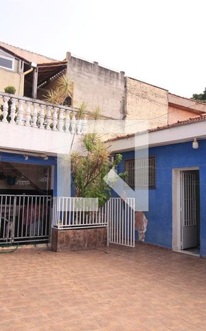 Casa à venda com 340m², 2 quartos e 2 vagasQuintal