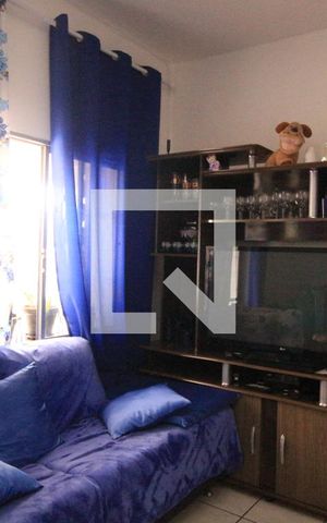 Casa à venda com 340m², 2 quartos e 2 vagasSala
