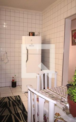 Casa à venda com 340m², 2 quartos e 2 vagasCozinha