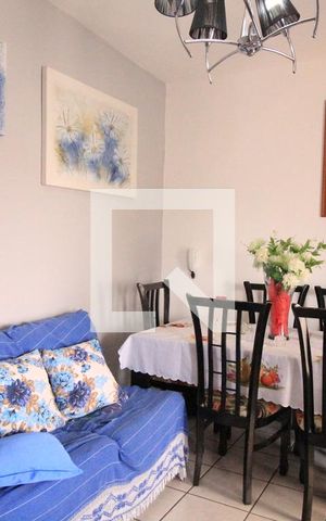 Casa à venda com 340m², 2 quartos e 2 vagasSala