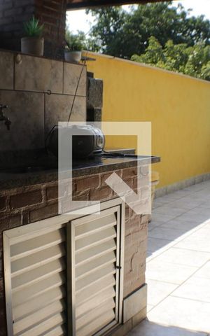 Casa à venda com 175m², 2 quartos e 1 vagaChurrasqueira