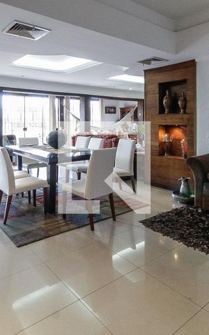 Apartamento à venda com 101m², 1 quarto e 1 vagaSala