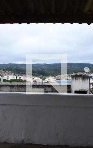 Casa para alugar com 90m², 2 quartos e 1 vagaSacada