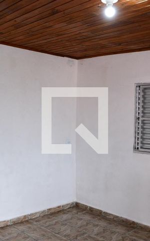 Casa para alugar com 90m², 2 quartos e 1 vagaSala