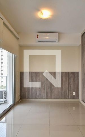 Studio para alugar com 38m², 1 quarto e 1 vagaDormitório