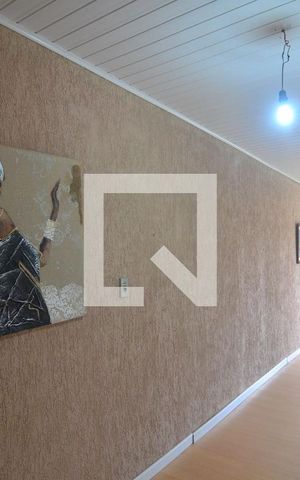 Casa à venda com 60m², 2 quartos e 2 vagasSala