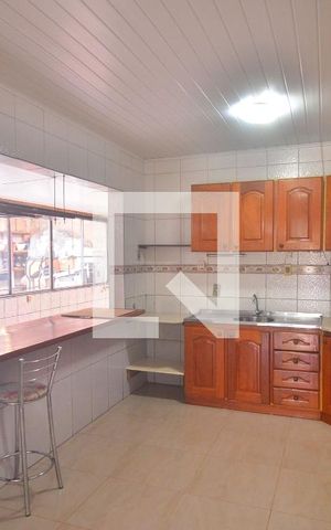 Casa à venda com 60m², 2 quartos e 2 vagasCozinha