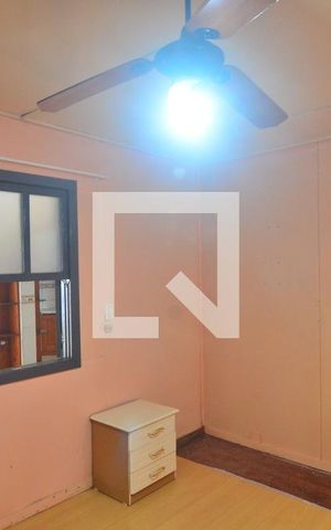 Casa à venda com 60m², 2 quartos e 2 vagasSuíte