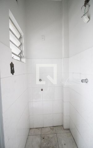 Apartamento para alugar com 80m², 3 quartos e sem vagabanheiro