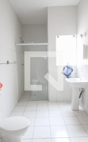Apartamento para alugar com 80m², 3 quartos e sem vagabanheiro