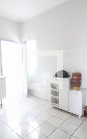 Apartamento para alugar com 80m², 3 quartos e sem vagacozinha