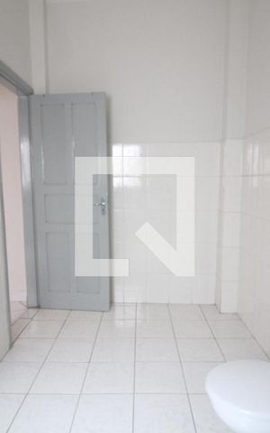 Apartamento para alugar com 80m², 3 quartos e sem vagabanheiro