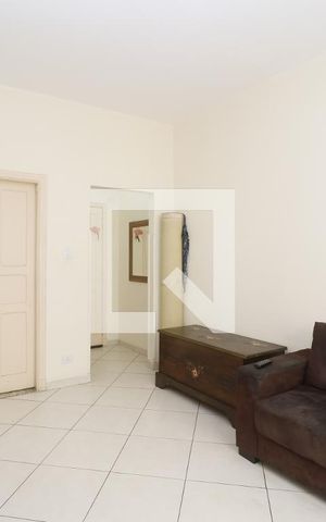 Apartamento para alugar com 80m², 3 quartos e sem vagaSala