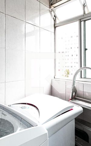 Apartamento à venda com 54m², 2 quartos e 1 vaga Apartamento à venda com 54m², 2 quartos e 1 vagaÁrea de Serviço