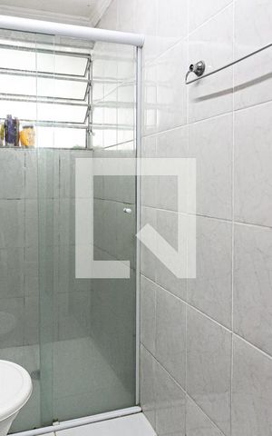 Apartamento à venda com 54m², 2 quartos e 1 vaga Apartamento à venda com 54m², 2 quartos e 1 vagaBanheiro