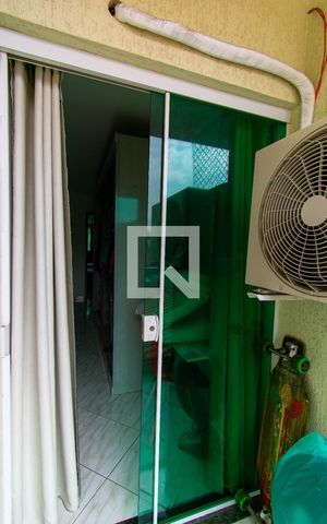 Casa à venda com 80m², 2 quartos e 2 vagas Casa à venda com 80m², 2 quartos e 2 vagasVaranda da Suíte 1
