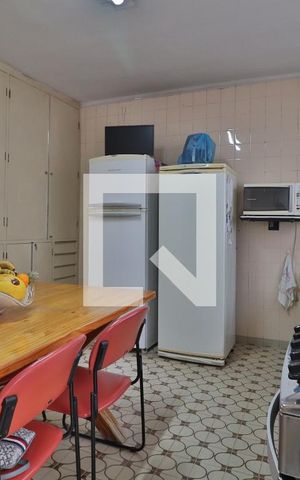 Casa à venda com 107m², 3 quartos e 2 vagasCozinha