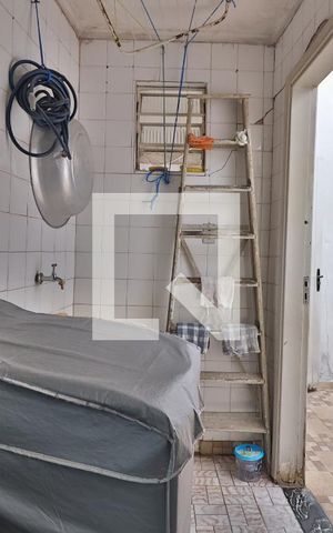 Casa à venda com 107m², 3 quartos e 2 vagasÁrea de Serviço