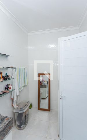 Casa para alugar com 450m², 3 quartos e 8 vagas Casa para alugar com 450m², 3 quartos e 8 vagasBanheiro suite 2