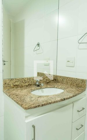 Apartamento para alugar com 80m², 2 quartos e 2 vagas Apartamento para alugar com 80m², 2 quartos e 2 vagasBanheiro Social
