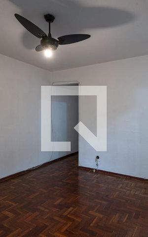 Apartamento à venda com 59m², 2 quartos e 1 vaga Apartamento à venda com 59m², 2 quartos e 1 vagaSala