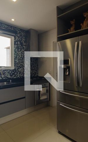 Apartamento à venda com 157m², 3 quartos e 4 vagas Apartamento à venda com 157m², 3 quartos e 4 vagasCozinha