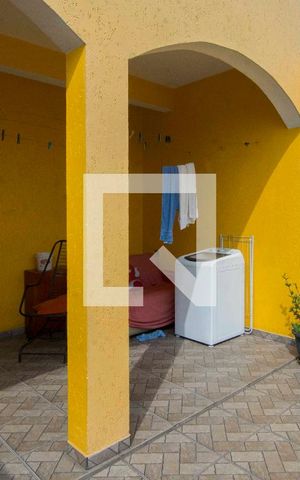 Casa para alugar com 200m², 3 quartos e 3 vagasSacada