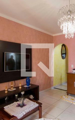 Casa para alugar com 200m², 3 quartos e 3 vagasSala