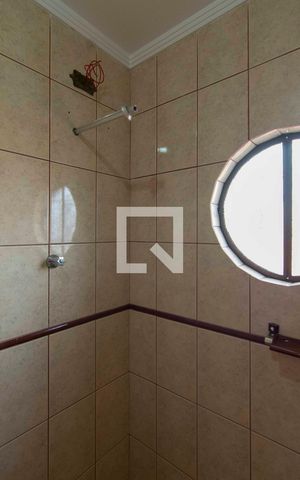 Casa para alugar com 200m², 3 quartos e 3 vagasBanheiro