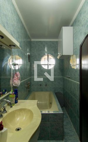 Casa para alugar com 200m², 3 quartos e 3 vagasBanheiro Suíte