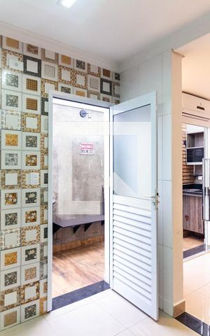 Casa de condomínio à venda com 140m², 3 quartos e 2 vagas Casa de condomínio à venda com 140m², 3 quartos e 2 vagasCozinha