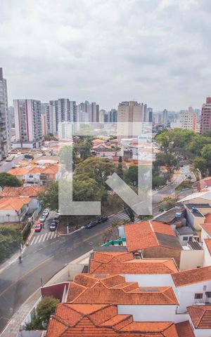 Apartamento à venda com 193m², 4 quartos e 3 vagas Apartamento à venda com 193m², 4 quartos e 3 vagasVista