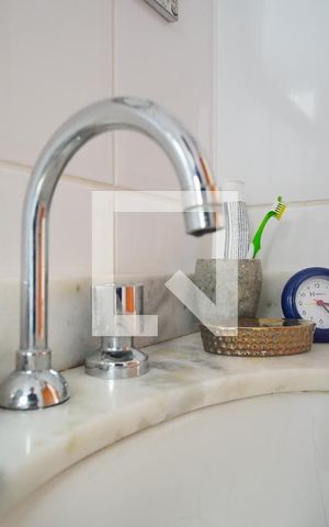 Apartamento à venda com 72m², 2 quartos e 1 vagaBanheiro da Suíte