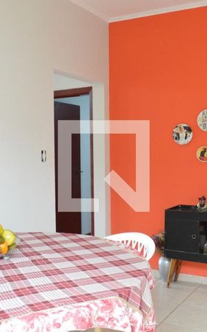 Casa à venda com 200m², 3 quartos e 2 vagasCopa
