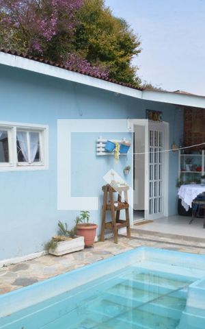 Casa à venda com 200m², 3 quartos e 2 vagasVista Edicula