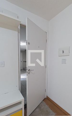 Apartamento para alugar com 43m², 2 quartos e 1 vaga Apartamento para alugar com 43m², 2 quartos e 1 vagaEntrada