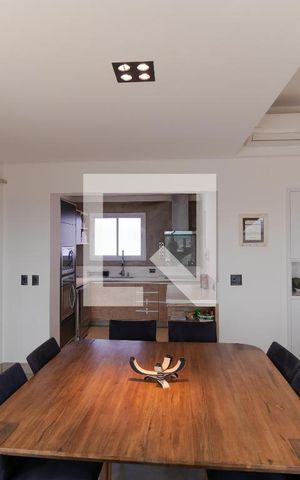 Apartamento à venda com 198m², 3 quartos e 3 vagas Apartamento à venda com 198m², 3 quartos e 3 vagasSalas