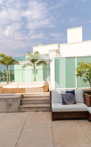 Apartamento à venda com 198m², 3 quartos e 3 vagas Apartamento à venda com 198m², 3 quartos e 3 vagasTerraço