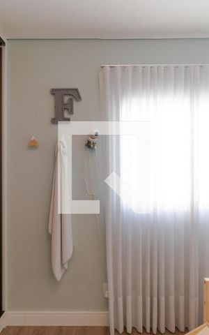 Apartamento à venda com 198m², 3 quartos e 3 vagas Apartamento à venda com 198m², 3 quartos e 3 vagasQuarto 01