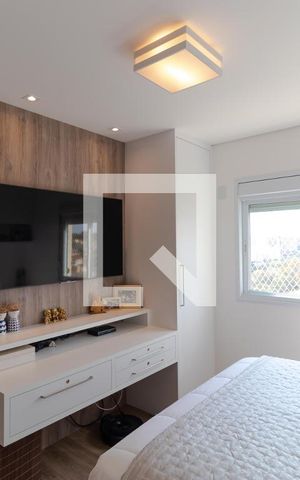 Apartamento à venda com 198m², 3 quartos e 3 vagas Apartamento à venda com 198m², 3 quartos e 3 vagasSuíte