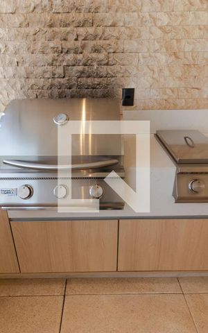 Apartamento à venda com 198m², 3 quartos e 3 vagas Apartamento à venda com 198m², 3 quartos e 3 vagasÁrea Gourmet