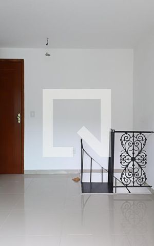 Casa para alugar com 107m², 2 quartos e 1 vaga Casa para alugar com 107m², 2 quartos e 1 vagaSuíte 1