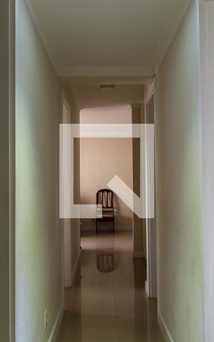 Apartamento à venda com 101m², 3 quartos e 2 vagasCorredor
