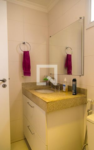 Apartamento à venda com 101m², 3 quartos e 2 vagasBanheiro Social