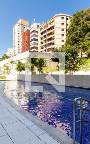 Apartamento à venda com 101m², 3 quartos e 2 vagas Apartamento à venda com 101m², 3 quartos e 2 vagasPiscina