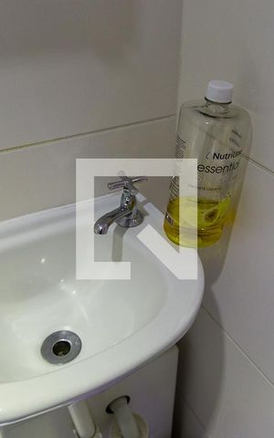 Apartamento à venda com 101m², 3 quartos e 2 vagasBanheiro de Serviço - Detalhe